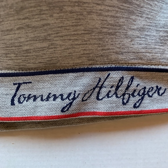 NWOT Tommy Hilfiger Push Up Bra in Grey- Size S - Picture 3 of 8